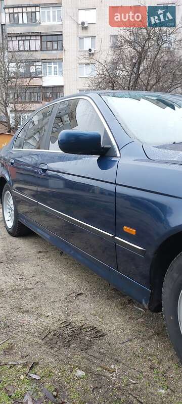 Седан BMW 5 Series 1999 в Кропивницькому