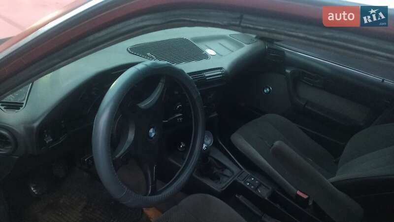 Седан BMW 5 Series 1990 в Жидачові