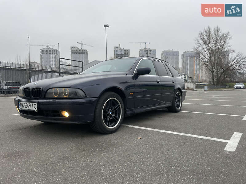 Универсал BMW 5 Series 2001 в Киеве