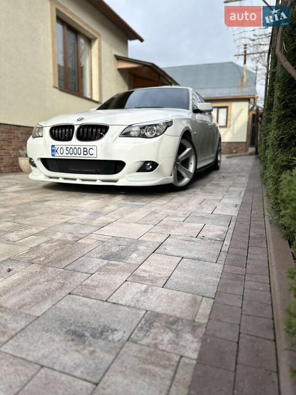 Седан BMW 5 Series 2008 в Ужгороді