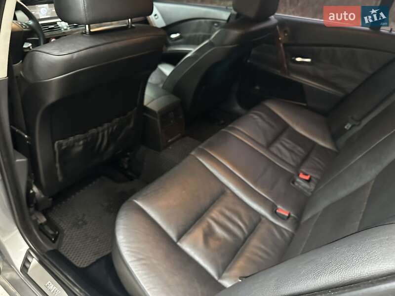 Седан BMW 5 Series 2005 в Славуті