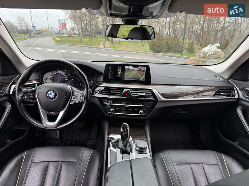 Седан BMW 5 Series 2017 в Києві