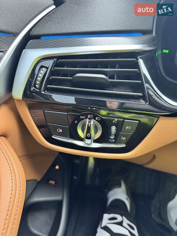 Седан BMW 5 Series 2021 в Тернополе фото 16 Седан BMW 5 Series 2021 в Тернополе