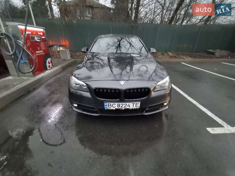 Седан BMW 5 Series 2015 в Києві
