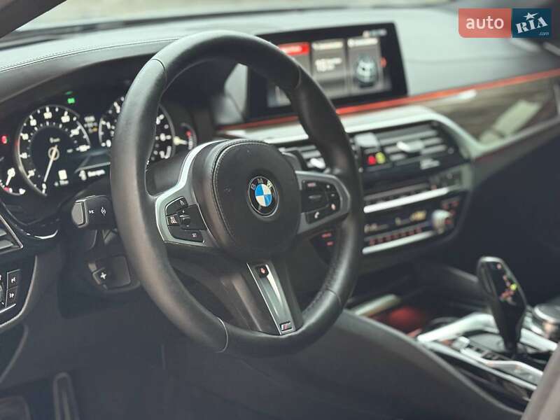 Седан BMW 5 Series 2018 в Житомире