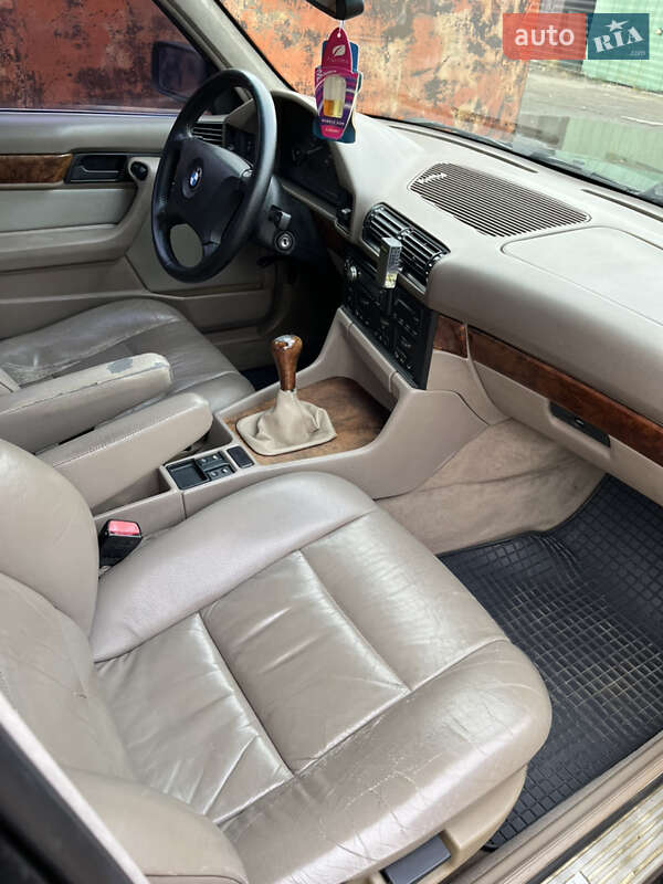 Седан BMW 5 Series 1995 в Львове фото 27 Седан BMW 5 Series 1995 в Львове