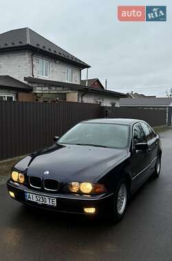 Седан BMW 5 Series 1999 в Киеве