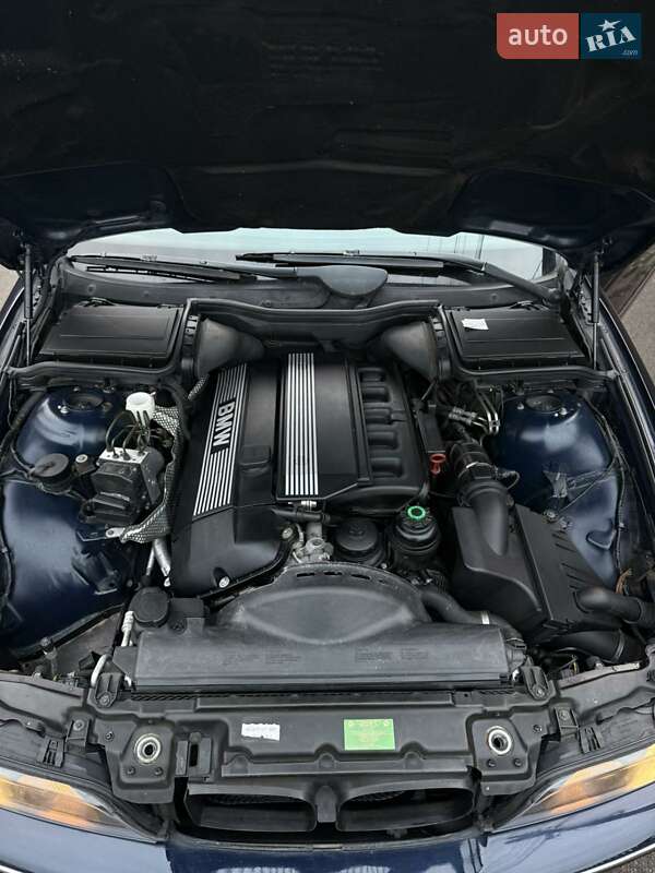 Седан BMW 5 Series 1999 в Киеве