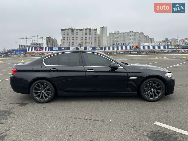 Седан BMW 5 Series 2014 в Києві