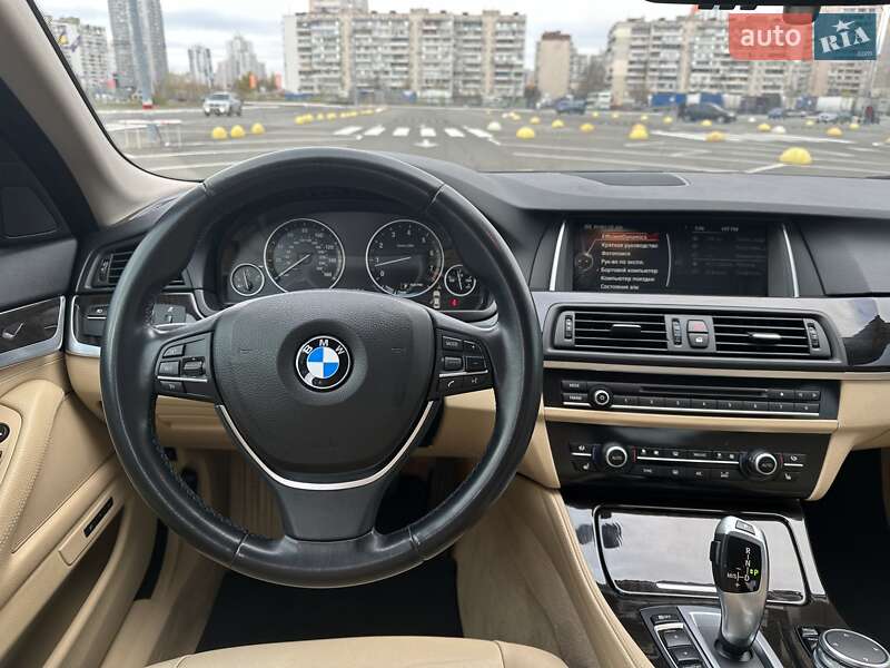 Седан BMW 5 Series 2014 в Києві