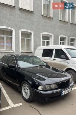 Седан BMW 5 Series 2001 в Ровно