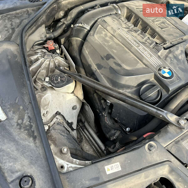 Седан BMW 5 Series 2011 в Львові