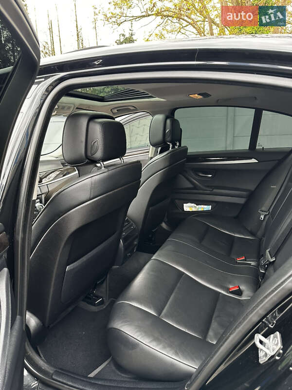 Седан BMW 5 Series 2012 в Черновцах