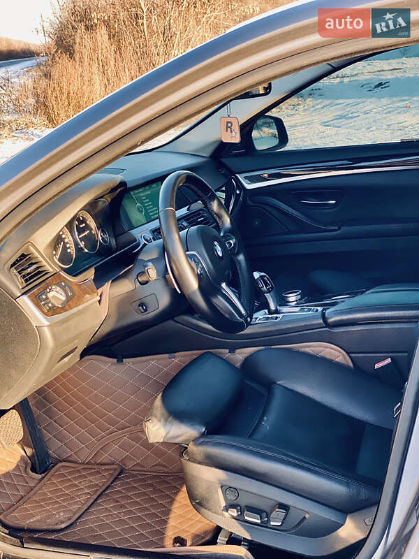 Седан BMW 5 Series 2010 в Кореці фото 15 Седан BMW 5 Series 2010 в Кореці