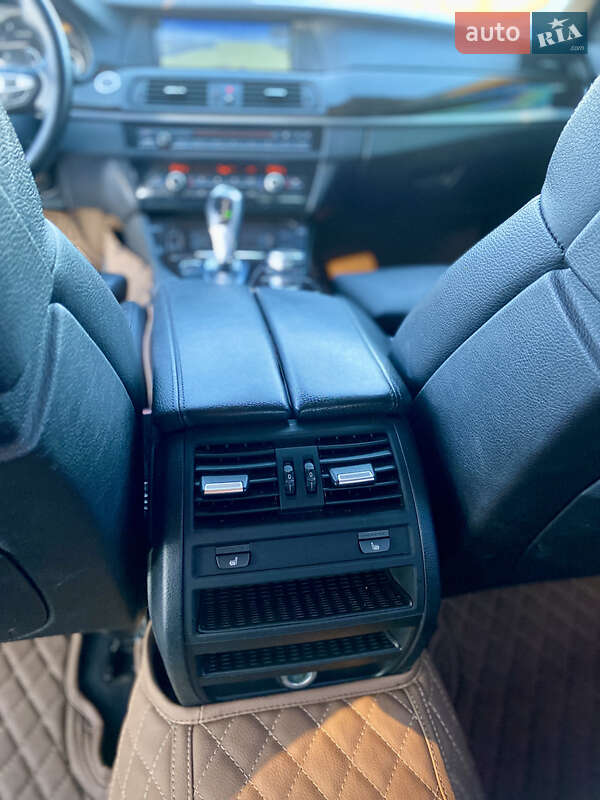 Седан BMW 5 Series 2010 в Кореці фото 26 Седан BMW 5 Series 2010 в Кореці