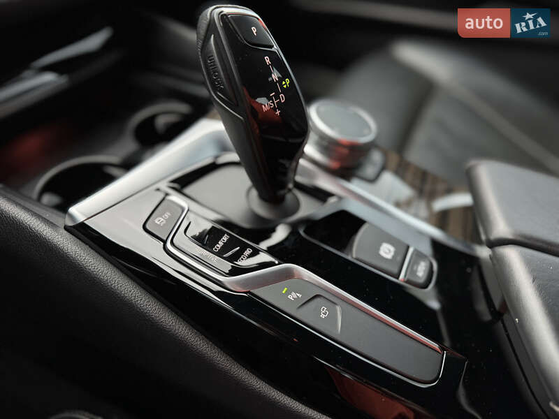 Седан BMW 5 Series 2018 в Одессе