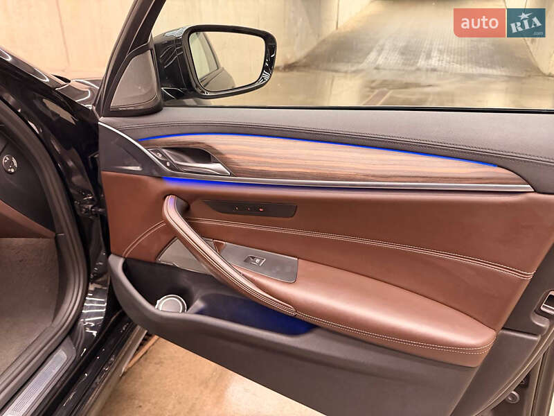 Седан BMW 5 Series 2017 в Києві фото 16 Седан BMW 5 Series 2017 в Києві