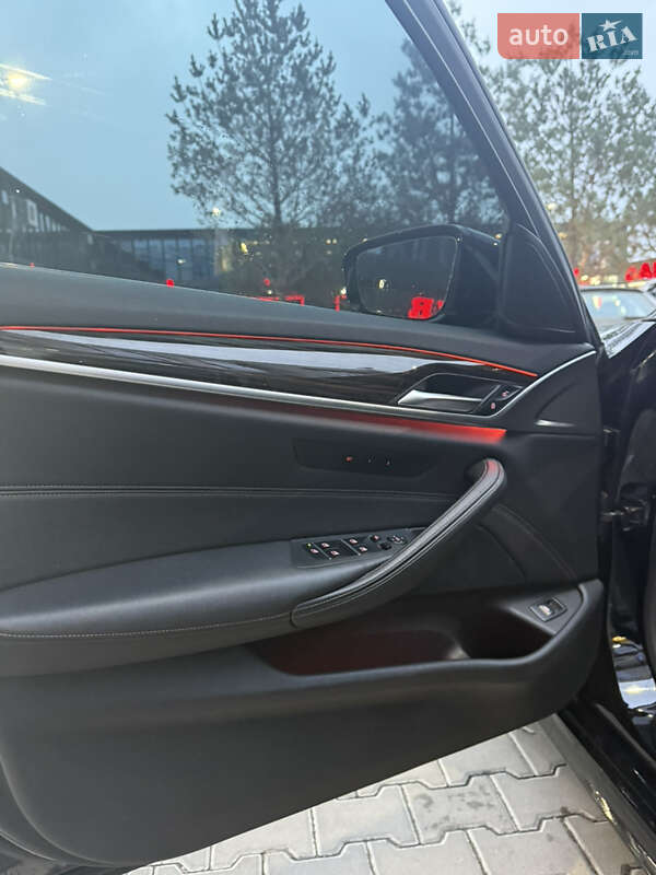 Седан BMW 5 Series 2020 в Киеве