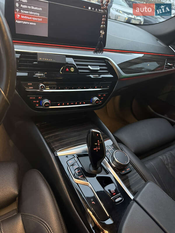 Седан BMW 5 Series 2020 в Киеве