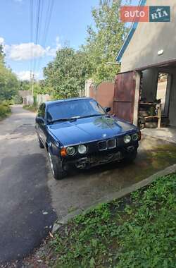 Седан BMW 5 Series 1990 в Кагарлику