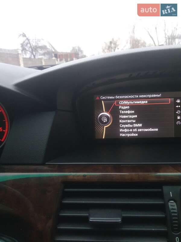 Седан BMW 5 Series 2009 в Коростене