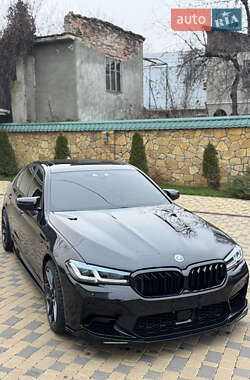 Седан BMW 5 Series 2018 в Могилів-Подільському