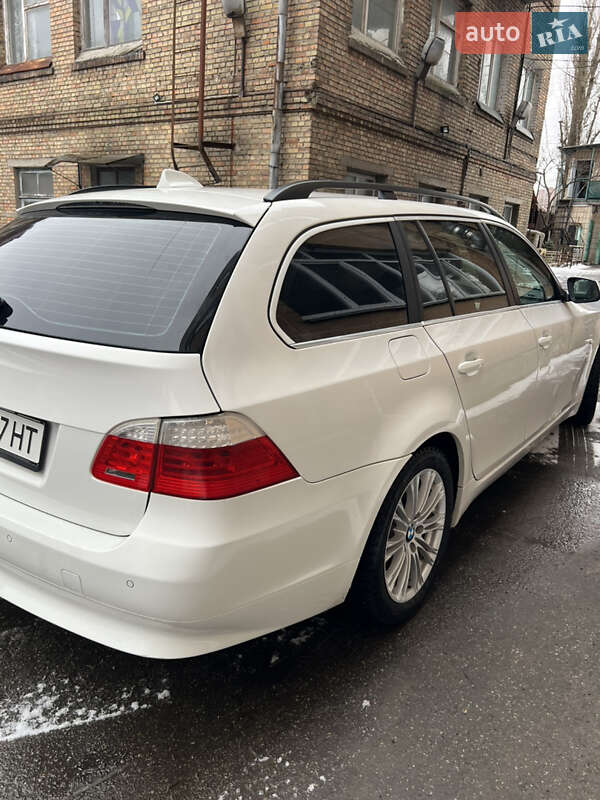 Універсал BMW 5 Series 2010 в Києві фото 17 Універсал BMW 5 Series 2010 в Києві