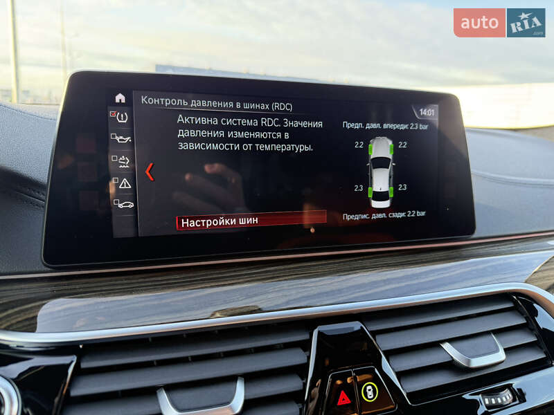 Седан BMW 5 Series 2017 в Львові