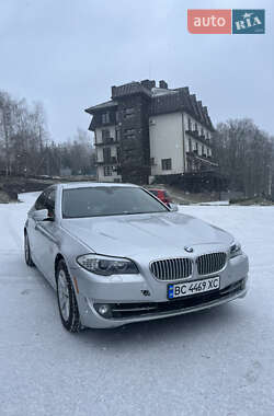 Седан BMW 5 Series 2013 в Ровно