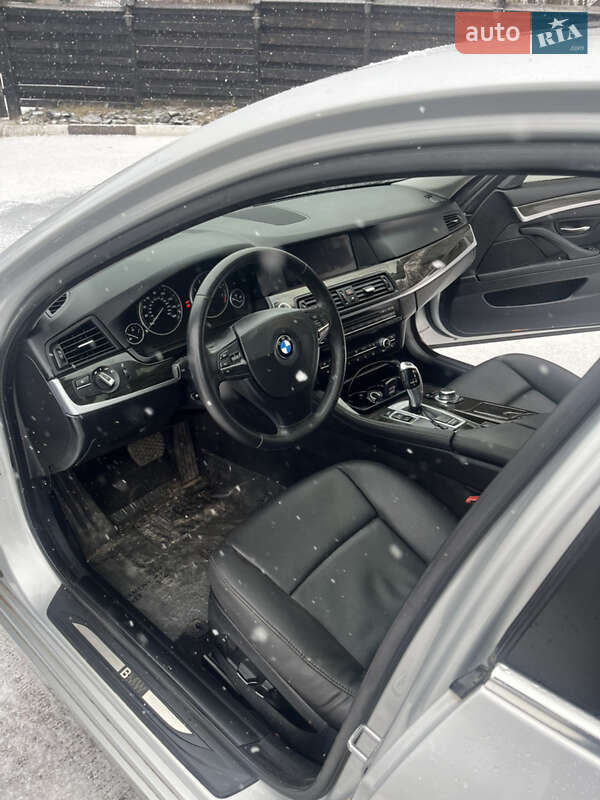 Седан BMW 5 Series 2013 в Рівному