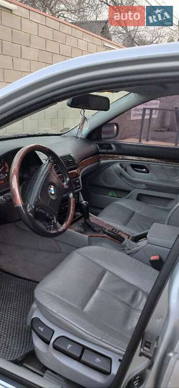 Седан BMW 5 Series 2001 в Рівному фото 7 Седан BMW 5 Series 2001 в Рівному