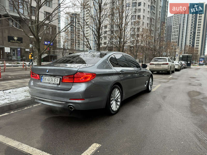 Седан BMW 5 Series 2018 в Киеве