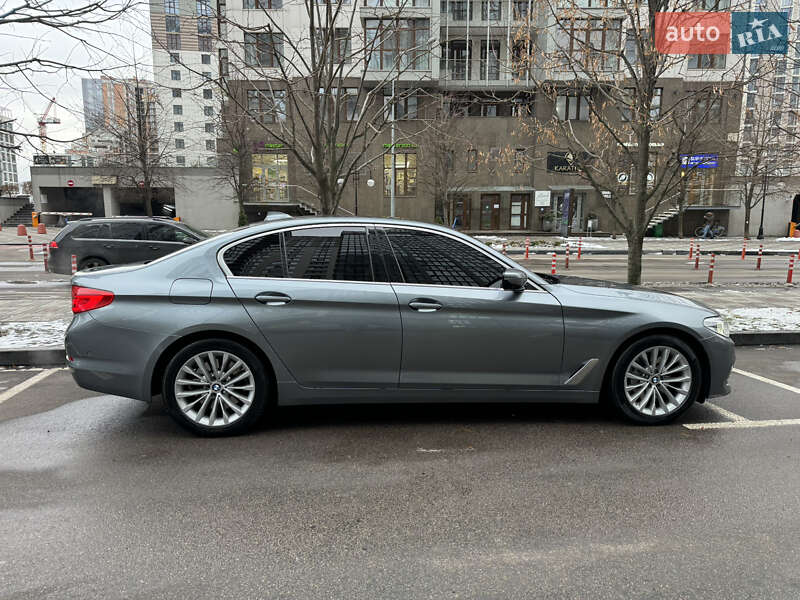 Седан BMW 5 Series 2018 в Киеве