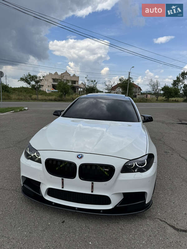 Седан BMW 5 Series 2010 в Виноградове фото 6 Седан BMW 5 Series 2010 в Виноградове