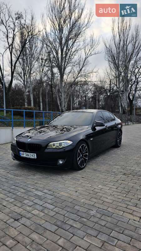 Седан BMW 5 Series 2013 в Запоріжжі