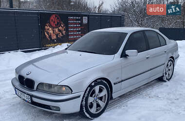 Седан BMW 5 Series 2002 в Харкові