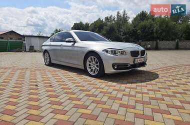 Седан BMW 5 Series 2015 в Мукачевому