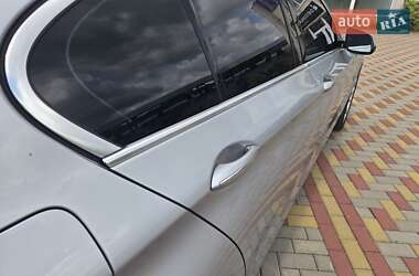 Седан BMW 5 Series 2015 в Мукачевому