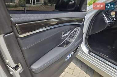Седан BMW 5 Series 2015 в Мукачевому
