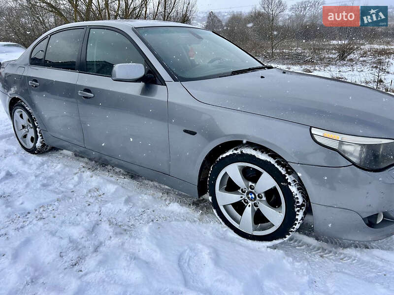 Седан BMW 5 Series 2005 в Тернополі