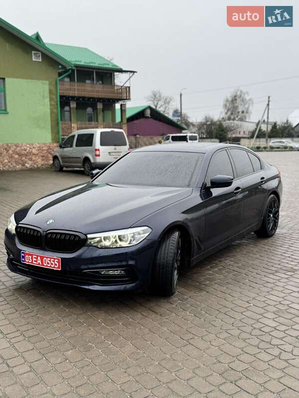 Седан BMW 5 Series 2017 в Камне-Каширском
