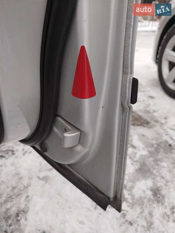 Седан BMW 5 Series 2000 в Чернигове