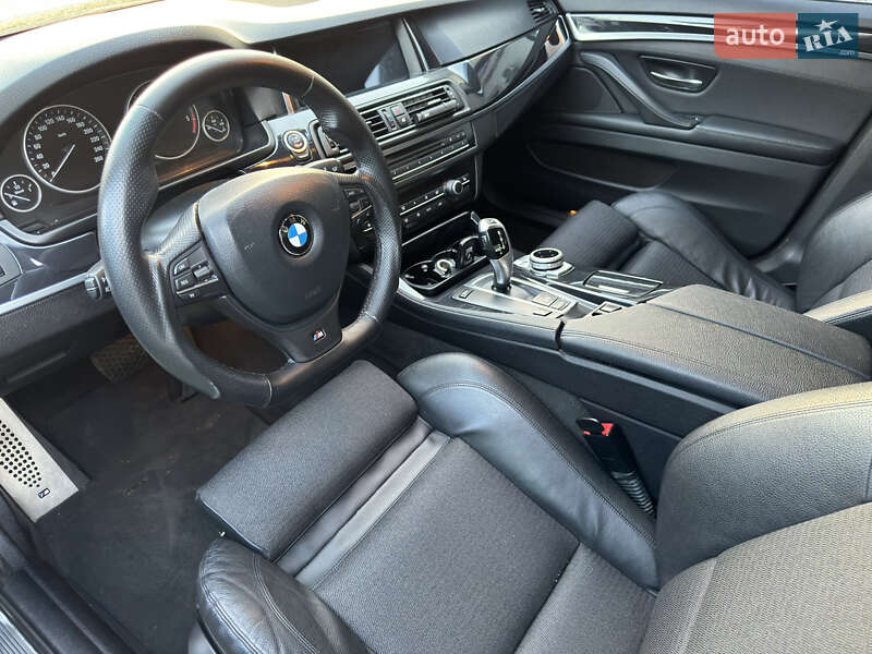 Седан BMW 5 Series 2011 в Сторожинце