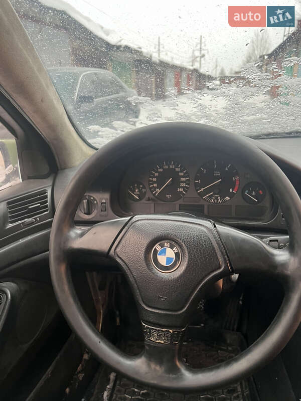 Седан BMW 5 Series 1997 в Києві фото 5 Седан BMW 5 Series 1997 в Києві