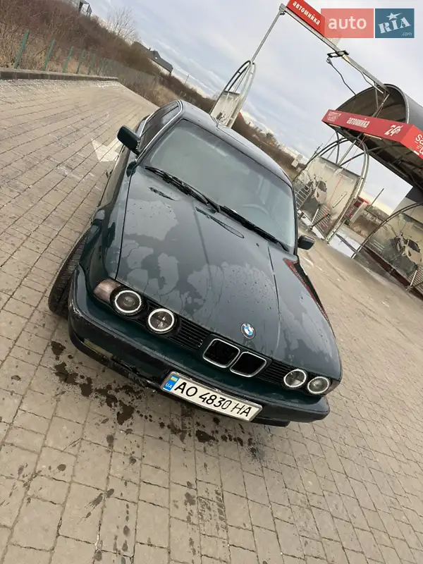 BMW 5 Series 1993 VIN WBAHA71060GG54080 фото оголошення 2 з 52