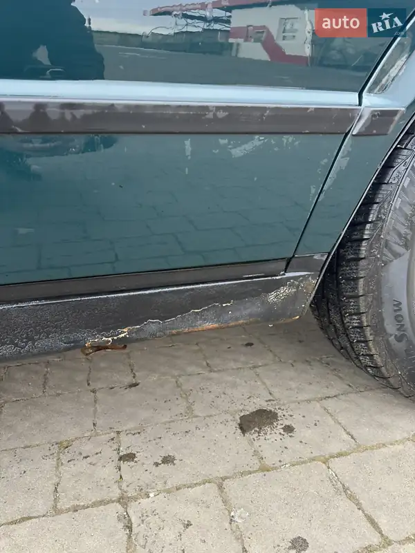 BMW 5 Series 1993 VIN WBAHA71060GG54080 фото оголошення 7 з 52