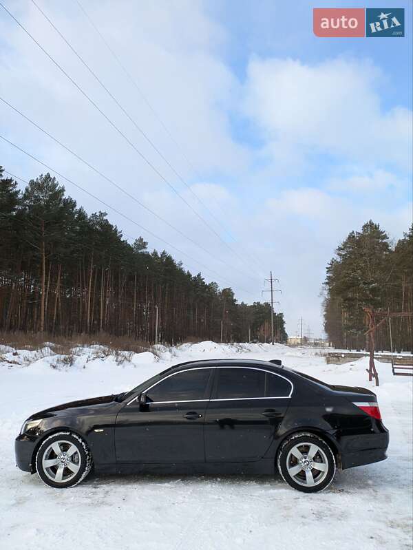 Седан BMW 5 Series 2004 в Славуті