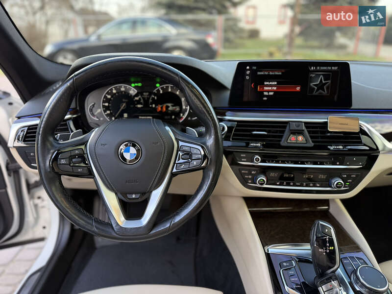 Седан BMW 5 Series 2018 в Львові фото 45 Седан BMW 5 Series 2018 в Львові