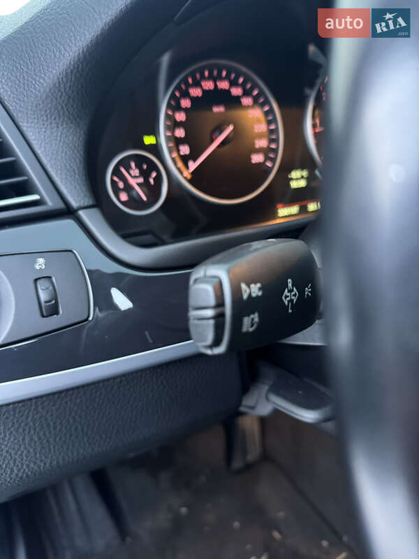 Седан BMW 5 Series 2013 в Нововолинську