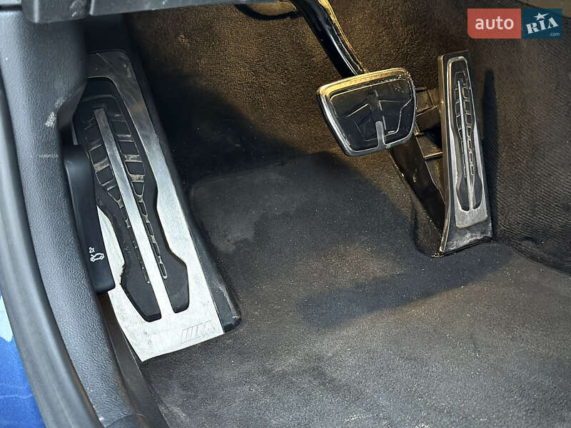 Седан BMW 5 Series 2020 в Тернополе